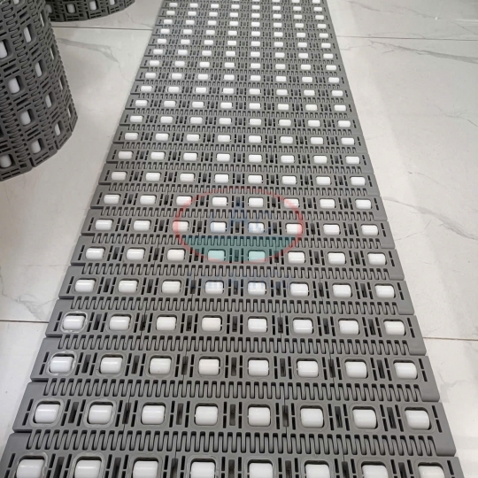 Băng tải roller top