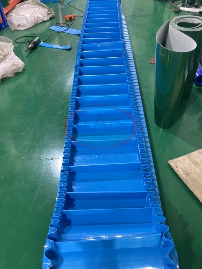 Băng tải PU đồng nhất