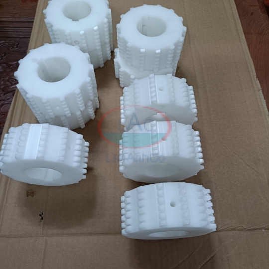 Bánh nhông băng tải MTR7